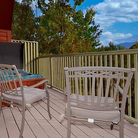 Mountain Serenity ガトリンバーグ 部屋 写真