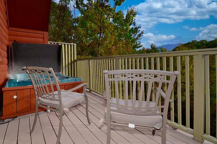 Mountain Serenity ガトリンバーグ 部屋 写真
